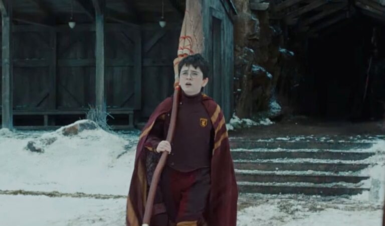 Harry Potter e a Pedra Filosofal: novo teaser da série destaca partida de Quadribol