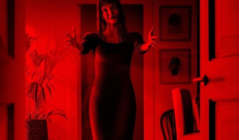 Outra Mamãe estreia no Brasil com Jessica Chastain em papel duplo